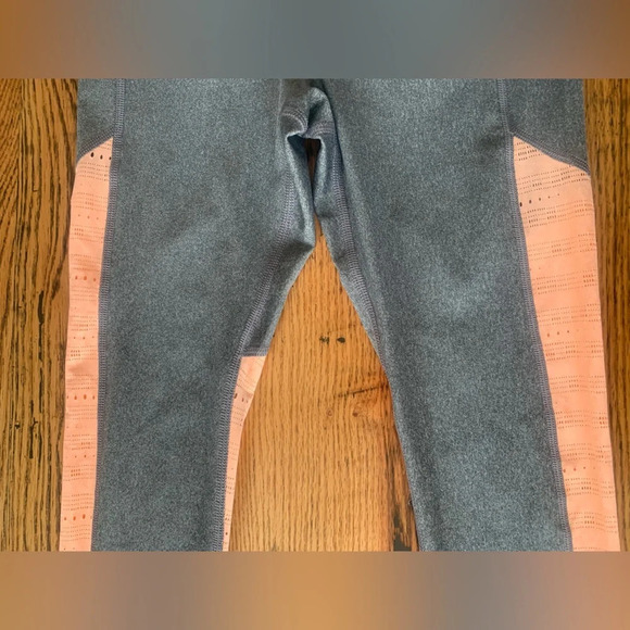 Under armour heat gear leggings - Picture 5 of 8